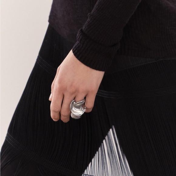 Zara silver ring. - Picture 2 of 2